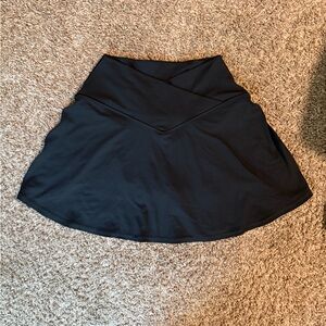 Offline By Aerie Black Crossover Skirt Size M